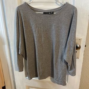 Tahari gray top